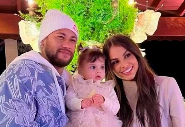Imagem da notícia: Amanda Kimberlly quebra silêncio sobre ausência da filha na Copa