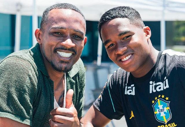 Imagem da notícia: Pai de Endrick apoia o filho com texto emocionante após derrota Imagem da notícia: Pai de Endrick apoia o filho com texto emocionante após derrota