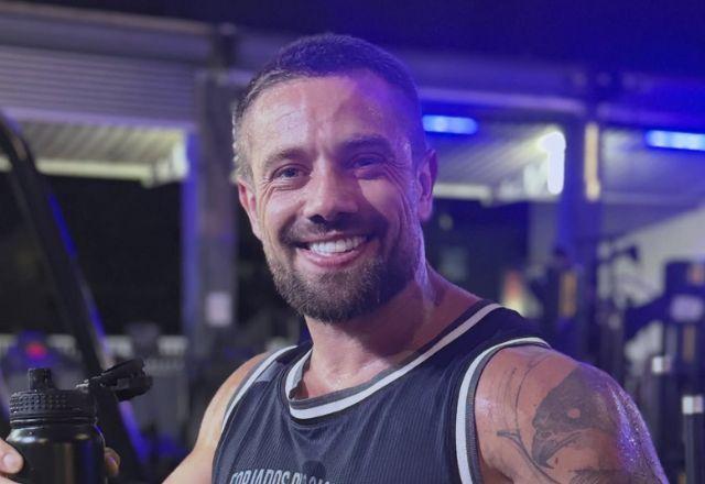 Rafael Cardoso em foto
