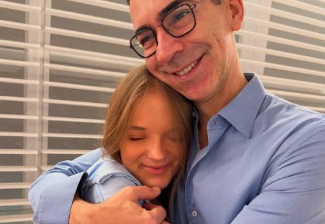Imagem da notícia: César Tralli se declara para Rafa Justus: "Te amo bis" Imagem da notícia: César Tralli se declara para Rafa Justus: "Te amo bis"