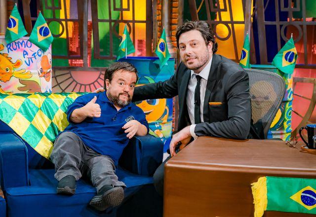 Imagem da notícia: Claudinho Castro, o "Ahnão", relembra carreira no The Noite