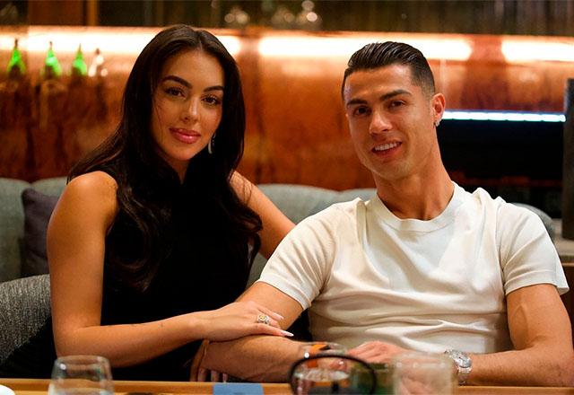 Imagem da notícia: Esposa de Cristiano Ronaldo rebate críticas ao seu corpo Imagem da notícia: Esposa de Cristiano Ronaldo rebate críticas ao seu corpo
