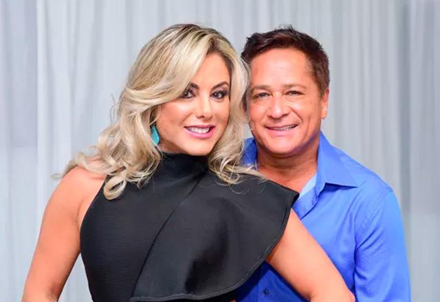 Imagem da notícia: Leonardo se enrola ao fazer PIX para comprar 60 porcos Imagem da notícia: Leonardo se enrola ao fazer PIX para comprar 60 porcos