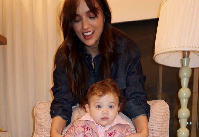 Imagem da notícia: Rafa Kalimann mostra filha de 7 meses em look country Imagem da notícia: Rafa Kalimann mostra filha de 7 meses em look country