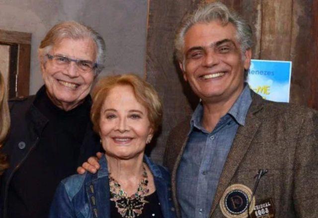 Imagem da notícia: Tarcísio Filho estava com Glória Menezes no momento da despedida Imagem da notícia: Tarcísio Filho estava com Glória Menezes no momento da despedida