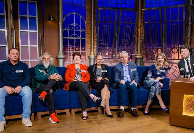 Marcelo Bezerra, Fernando Cesar, Zilda Covre, Dona Rai, Alfonso Aurin, Daniela Beyruti e Danilo Gentili no The Noite