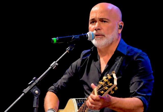 Imagem da notícia: Rick: amigos pedem orações pelo sertanejo e demais ocupantes Imagem da notícia: Rick: amigos pedem orações pelo sertanejo e demais ocupantes