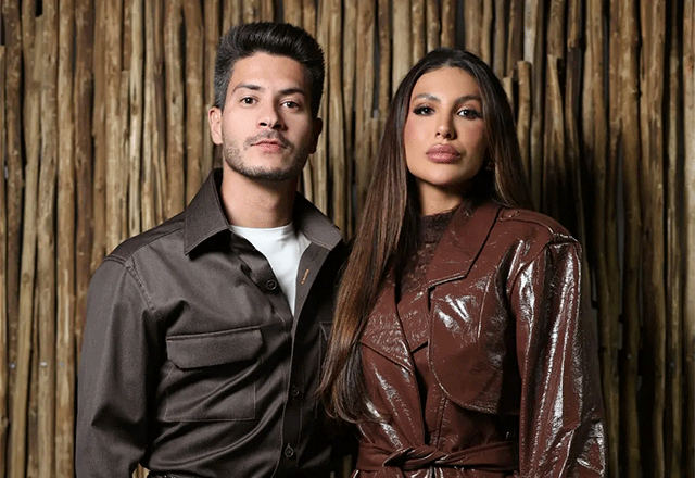 Imagem da notícia: Jheny Santucci anuncia fim de casamento com Arthur Aguiar Imagem da notícia: Jheny Santucci anuncia fim de casamento com Arthur Aguiar