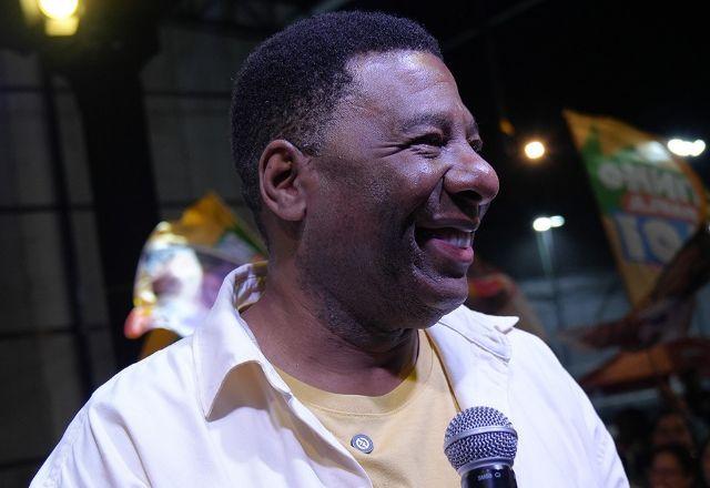 Imagem da notícia: Netinho de Paula passa por cirurgia para retirada de tumor