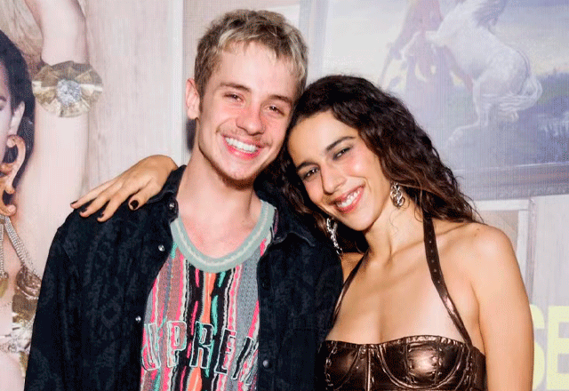 Imagem da notícia: Juliano Floss interage com Marina Sena pela primeira vez Imagem da notícia: Juliano Floss interage com Marina Sena pela primeira vez