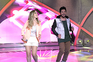 Thaeme e Thiago e Calcinha Preta agitam o Programa Raul Gil