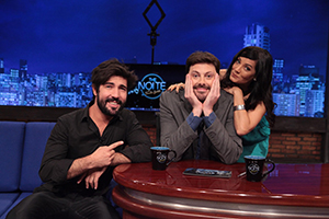 Danilo Gentili recebe Mônica Carvalho e Sandro Pedroso no The Noite desta segunda