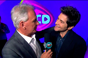 Otávio Mesquita acompanha a coletiva de imprensa do Teleton