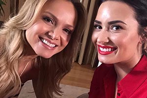 Eliana realiza sonho de Demi Lovato com foto junto a Barack Obama