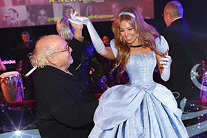 Thalia é destaque em baile latino realizado em NY