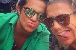 Thammy Miranda e Ciça Camargo curtem o Carnaval juntas