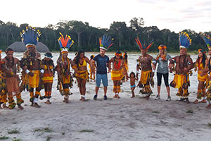 Turismo e Aventura mergulha na cultura de aldeia de índios em Mato Grosso