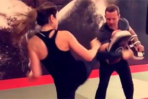 Patricia aparece lutando e garante tremor na concorrência
