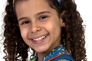 Atriz que fez a Tati em Chiquititas aparece de cabelo liso