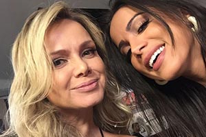 Fã tenta invadir a casa da cantora Anitta