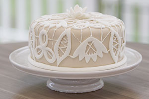 Bolo Surpresa: Bolo Chiffon com Damasco e Amêndoas da Camila