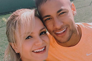 Eliana visita casa de Neymar Jr. e elogia dedicação do jogador