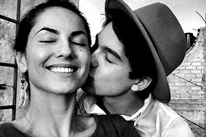 Aos 38 anos, Bárbara Mori se tornará avó de um neto meio brasileiro