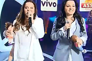 Maiara, da dupla com Maraisa, erra a letra e confessa emoção