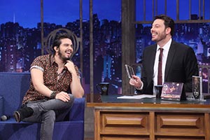 Danilo Gentili recebe Luan Santana no The Noite desta quarta