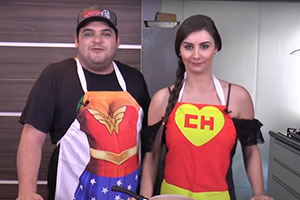 Matheus Ceará e Dani Iafelix ensinam receita de Churros Fit