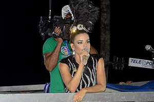 Mari Antunes, do Babado Novo, marca a primeira noite do Carnaval