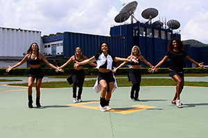 Ballet do SBT ensina a dançar "O Doce", de Ivete Sangalo