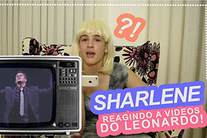 João Gui se veste de Sharlene e comenta clipes do pai, Leonardo
