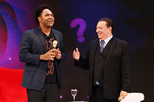 “Voltei com tudo”, diz Thalles Roberto no Raul Gil deste sábado