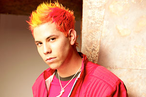 Ex-RBD Christian Chávez posta foto de quando era bebê e encanta a internet