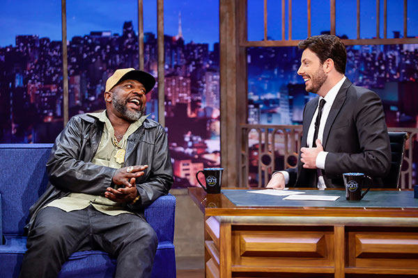 Mr. Catra é o convidado de Danilo Gentili no The Noite desta quarta