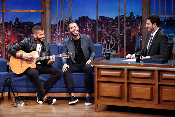 Rafa e Pipo participam do The Noite com Danilo Gentili nesta sexta