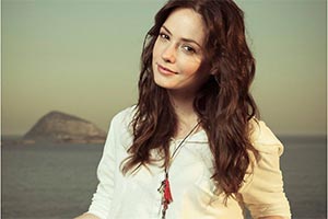 Arrasou! Rosanne Mulholland, a Professora Helena de Carrossel, posta foto com o cabelo curtíssimo
