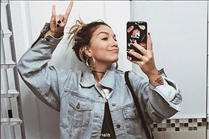 Inspire-se! 15 looks de inverno com Priscilla Alcantara