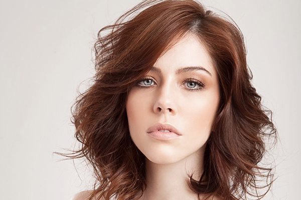 Sobrancelha natural: a libertação e beleza das mulheres