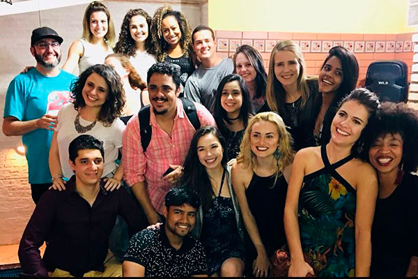 Elenco de Chiquititas se reencontra para celebrar os 20 anos da novela