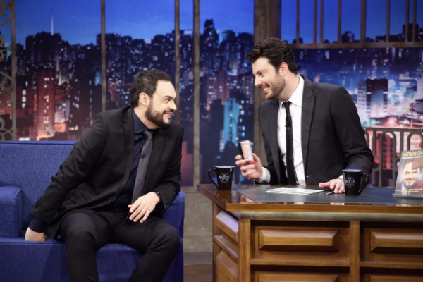 Danilo Gentili entrevista Matheus Ceará no The Noite desta quinta