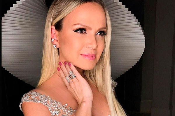 Eliana posta foto fofa da filha e se derrete: ´Sonho cor-de-rosa´