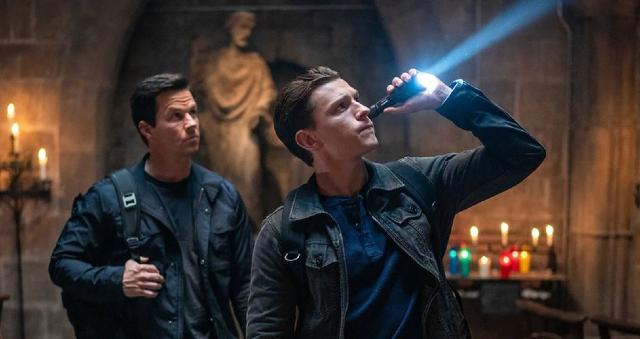 Imagem promocional de Nathan Drake e Sully no filme de Uncharted