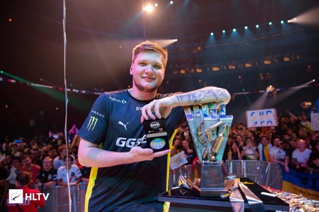 s1mple, MVP e campeão do Major de Counter-Strike Global Offensive pela primeira vez