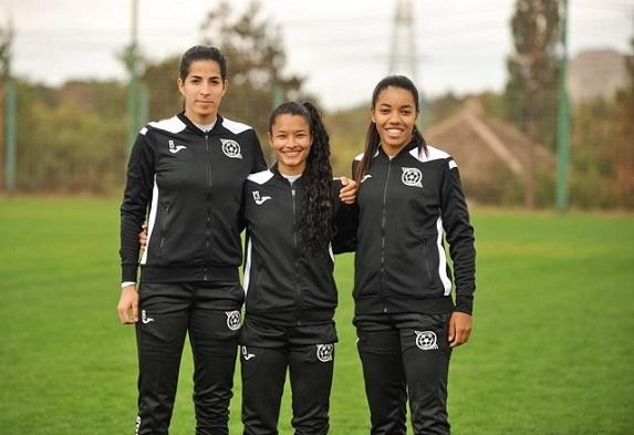 Kedma Laryssa Santos, Gabriela Zidoi e Lidiane Oliveira concluíram a fuga da Ucrânia 