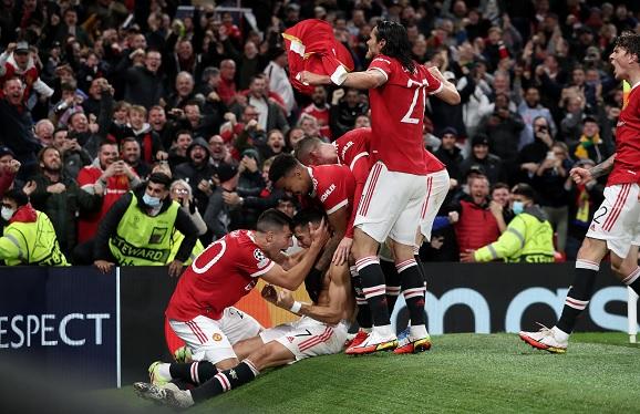 Cristiano Ronaldo comemorando gol