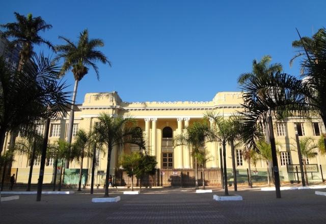 Fachada do Teatro Minas Centro, onde será realizada a Grande Final do Wild Tour Brasil 2022