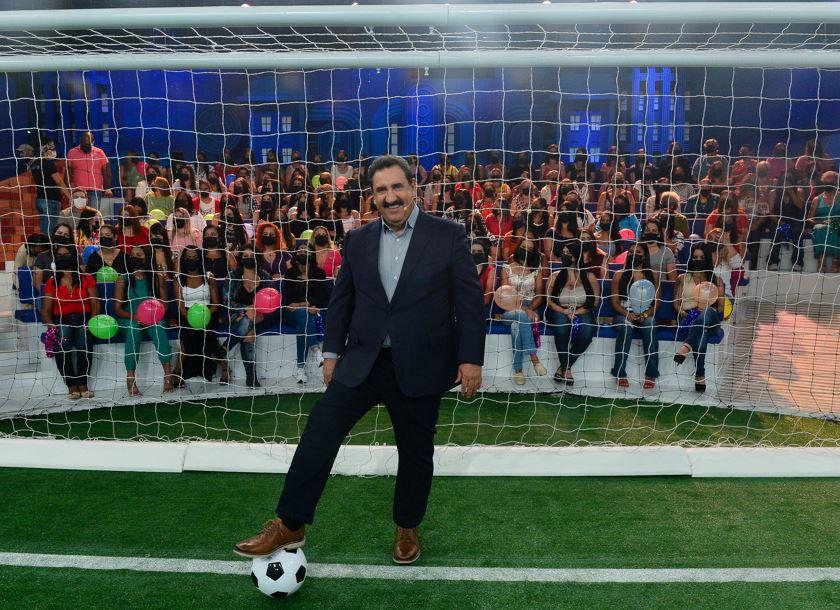 Ratinho e plateia no Gol Show.