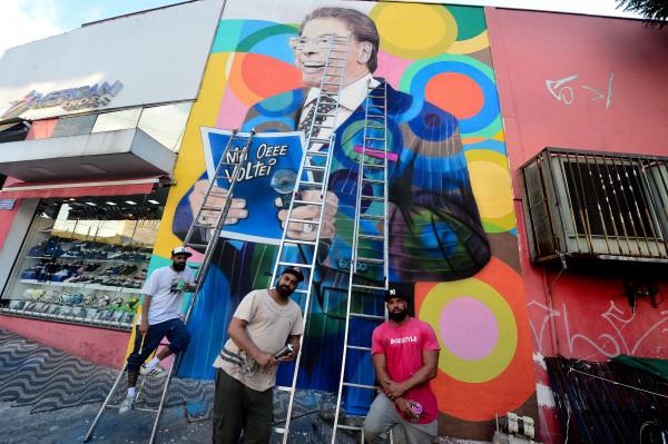 Grafite em homenagem a Silvio Santos.